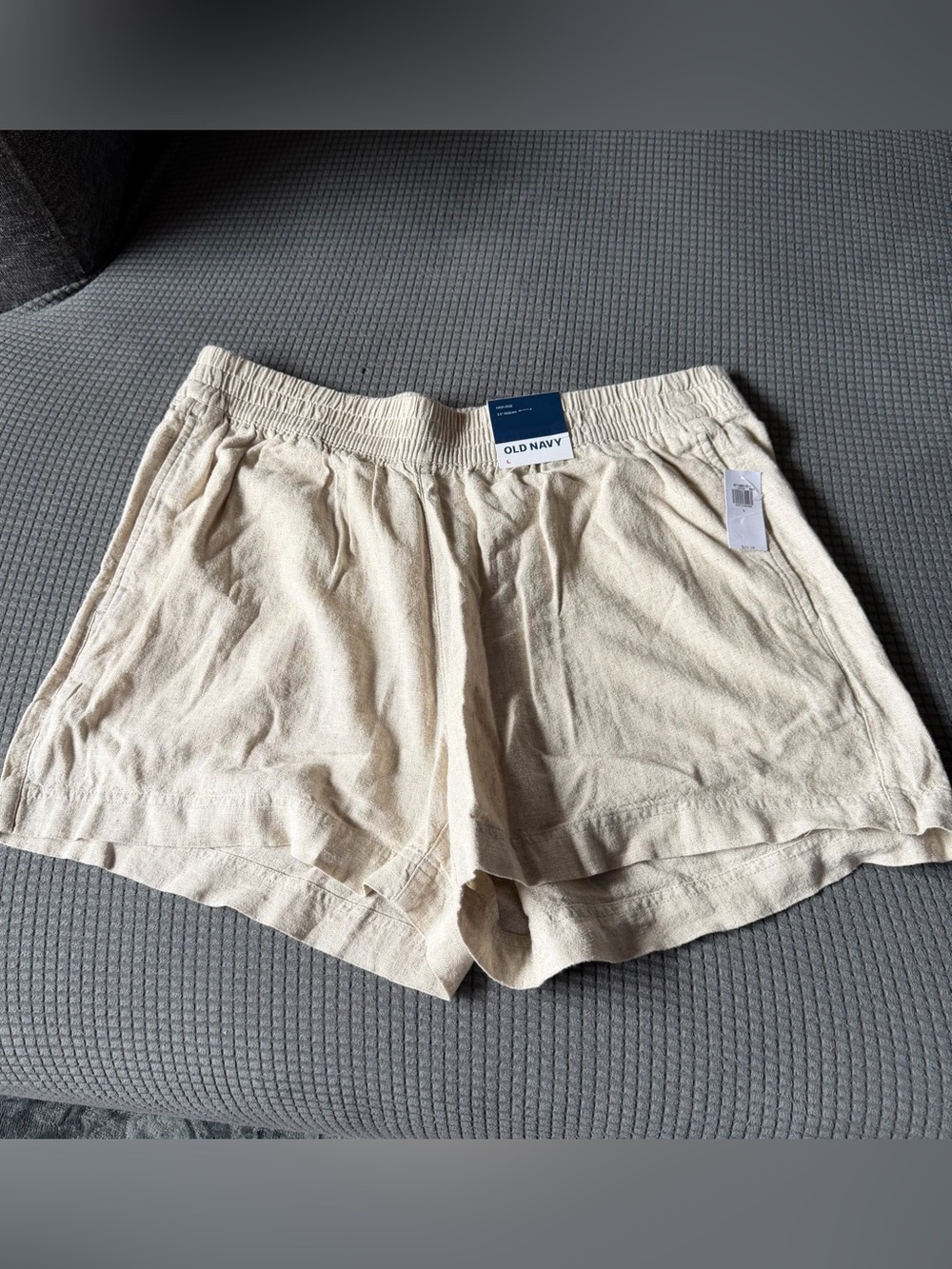 Old Navy Women's Cream Elastic-Waist Terry Shorts